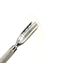 Cargar imagen en el visor de la galería, Spoon Cuticle Pusher Cleaner Trimmer Manicure Pedicure Nail Care Tools 4 Pc Set - Liberty Beauty Supply